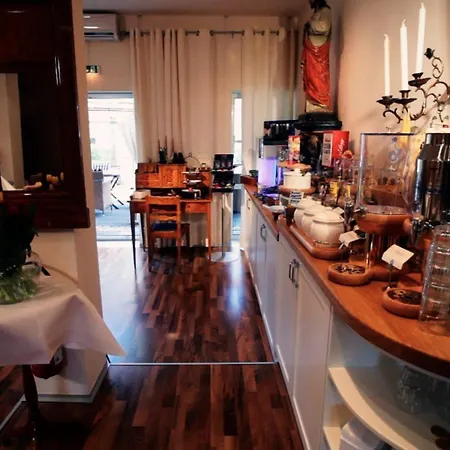 加斯特豪斯威尔酒店